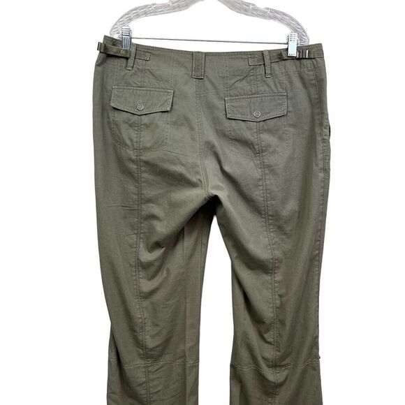 Eddie Bauer Womens Capri Pants Mercer Fit Convertible Rolled Tab Hem‎ Green 12P - Picture 6 of 6